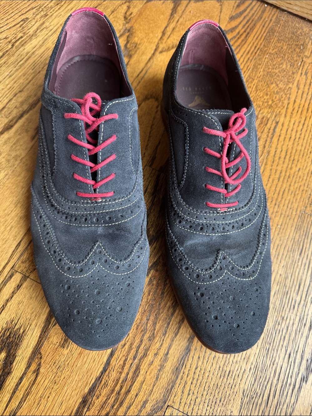 Ted Baker London Oalvinn Blue Suede Wingtip Shoes
Sz 10